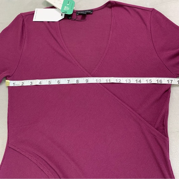 Universal Standard Form Rib Wrap Top - Picture 8 of 9